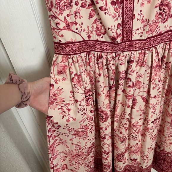 Gal Meets Glam Esme Floral Dress Size 14 - Picture 5 of 6